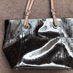 MK tote